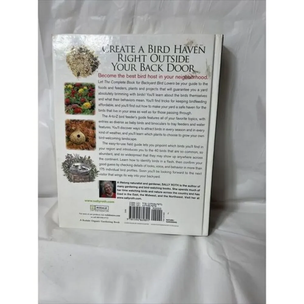 Complete Book for Backyard Birdlovers - Hardcover By‎ Sally Roth